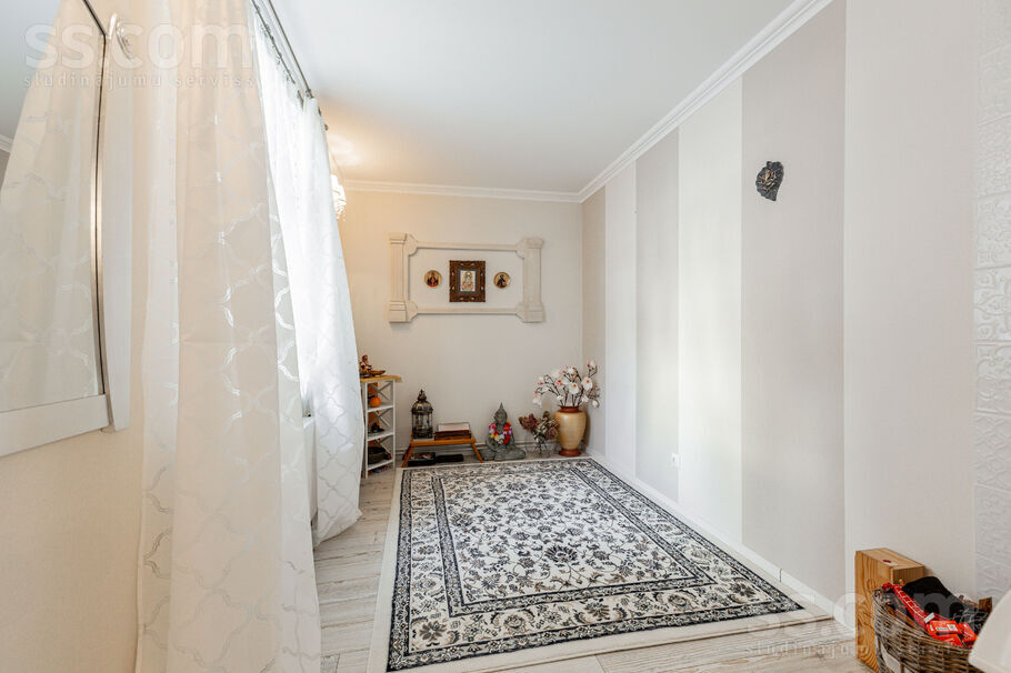 Ceriņu iela 10, Jūrmala — maja