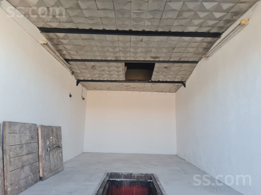 Rūpniecības iela 77f, Jelgava un raj., Jelgava — telpa