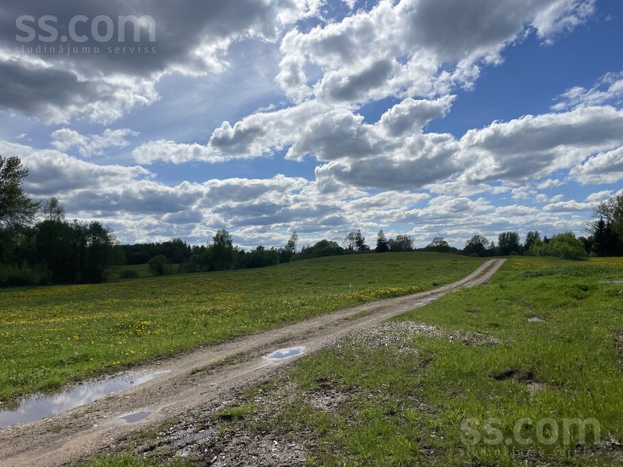 Lejaslāčplēši, Cēsis un raj., Jaunpiebalgas pag. — zeme