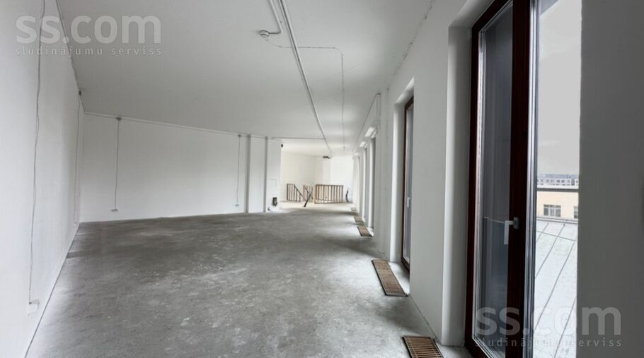 Strēlnieku 8, Rīga — dzivoklis