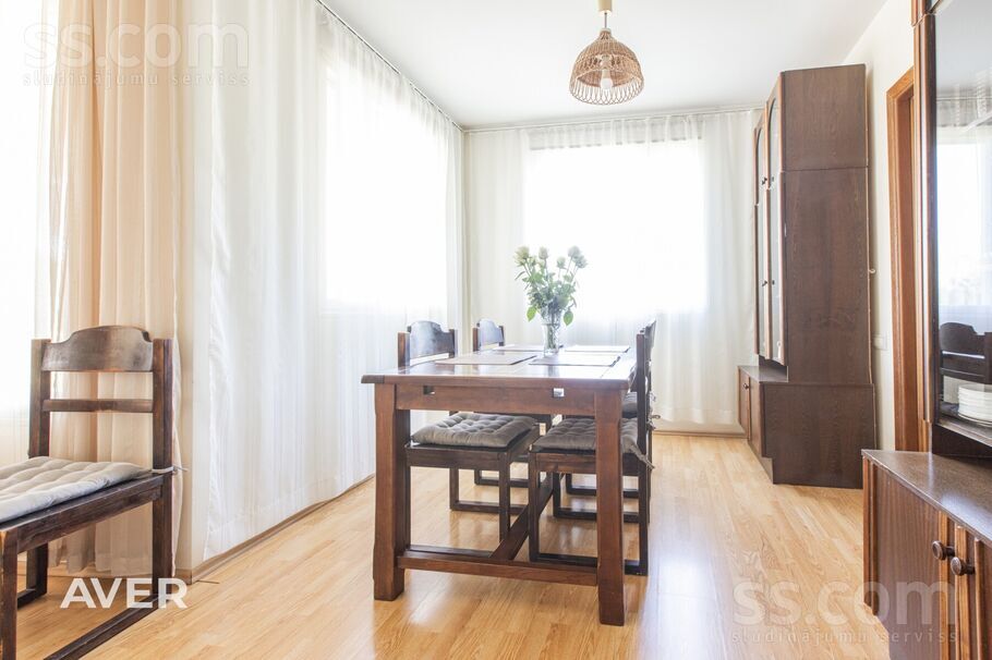 Zeltkalnu iela, Jeņči, Rīgas rajons, Ķekavas pag. — maja
