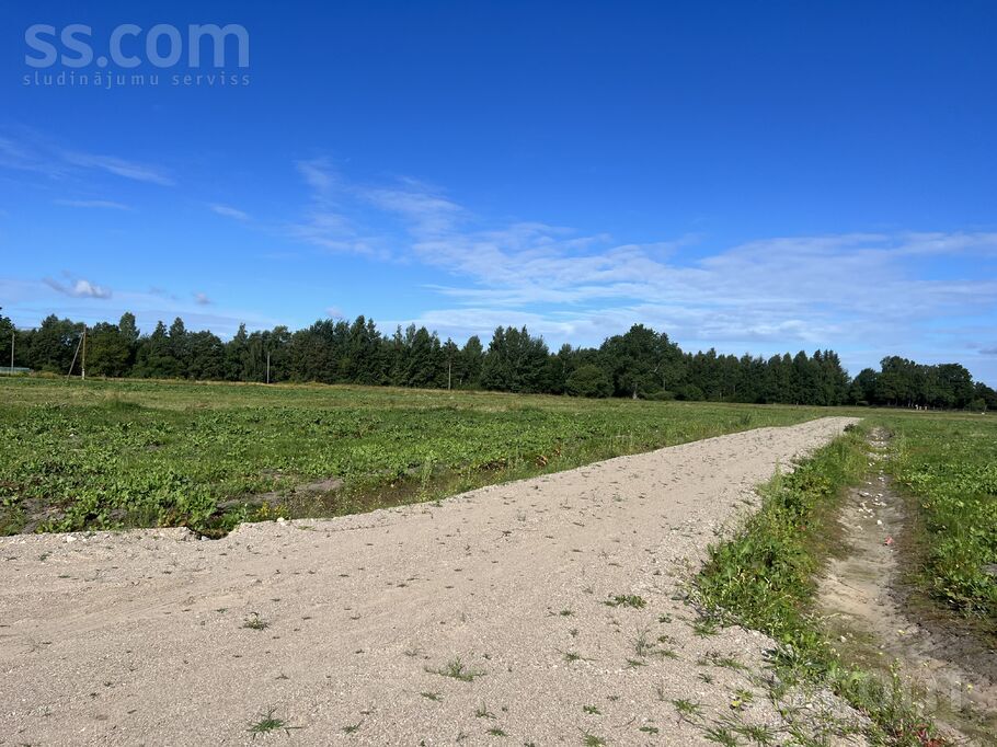 Cimdenieki, Liepāja un raj., Grobiņas pag. — zeme
