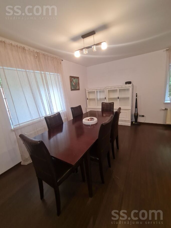 Mazā paradīze, Kuldīga un raj., Īvandes pag. — maja