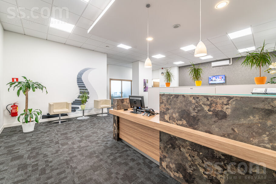 Aspazijas bulv. 20, Rīga — maja