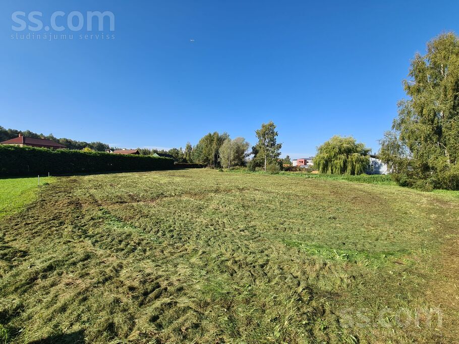 Asteru b/n, Katlakalns, Rīgas rajons, Ķekavas pag. — zeme