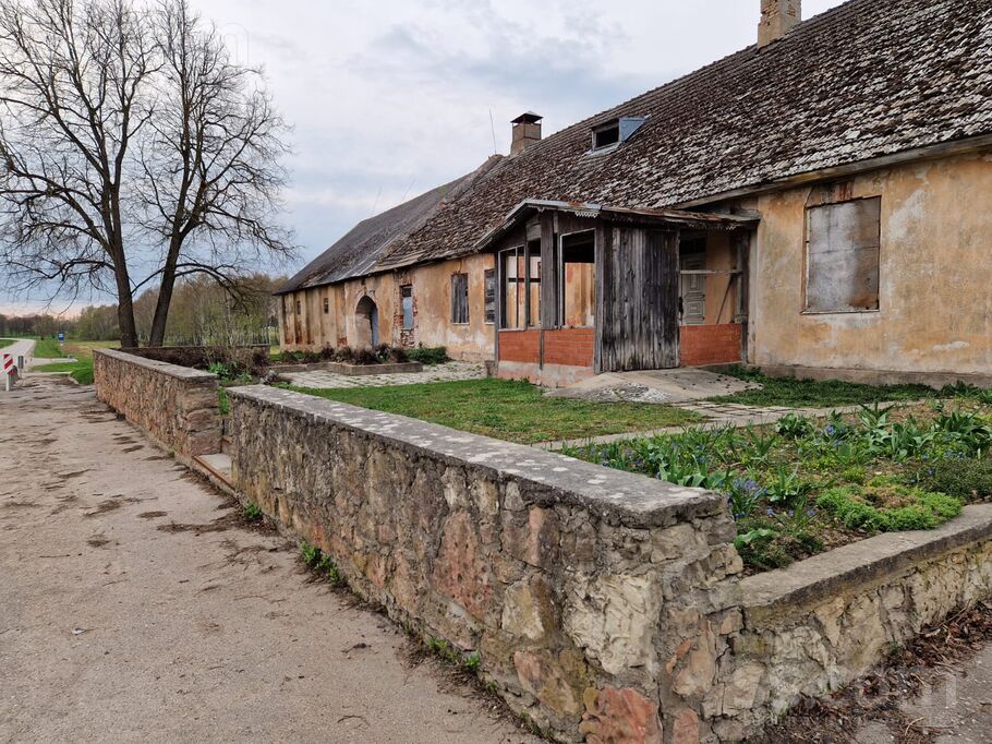 Likverteni, Bauska un raj., Vecsaules pag. — vienseta