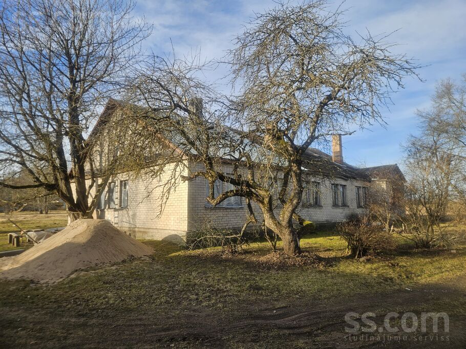 Ošu iela 4, Limbaži un raj., Limbaži — dzivoklis
