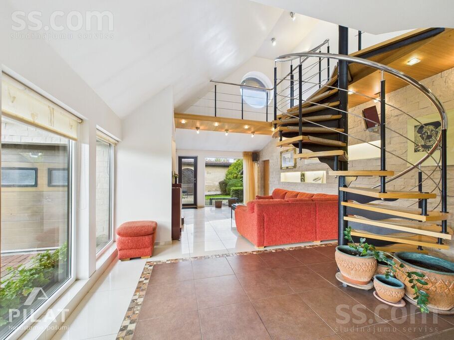 Ābeļu iela 3, Liepāja un raj., Liepāja — maja