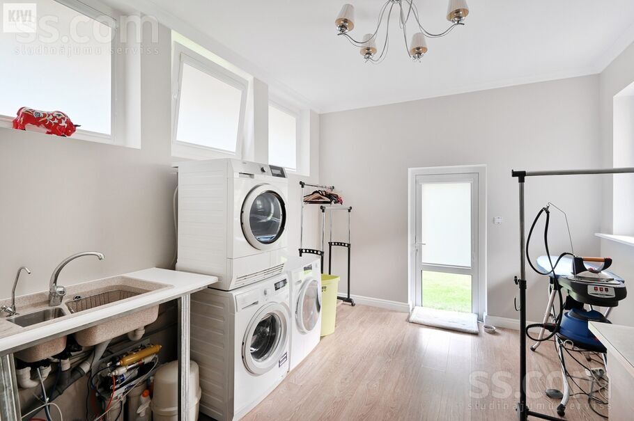 Žubītes iela, Jūrmala — maja