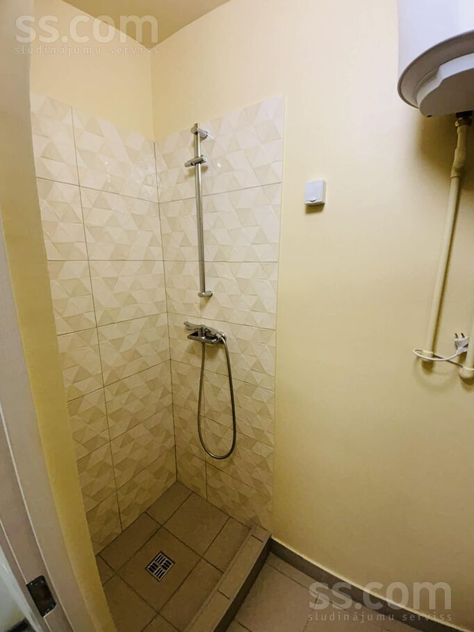 Ūldzes 6, Grenctāle, Bauska un raj., Brunavas pag. — dzivoklis