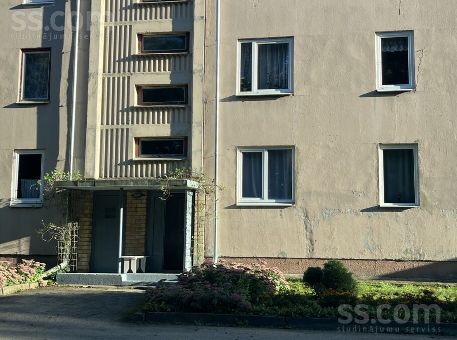 Zelmeņu iela 1, Lestene, Tukums un raj., Lestenes pag. — dzivoklis