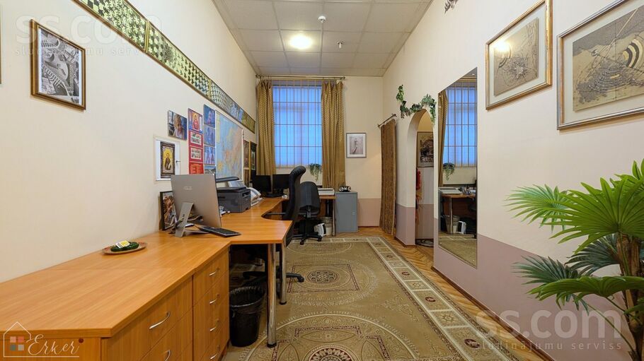 Palmu 20, Rīga — birojs