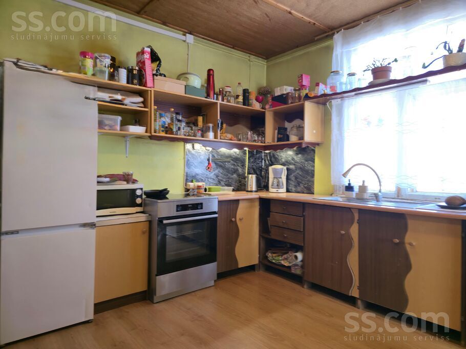 Lienes iela, Madona un raj., Madona — maja