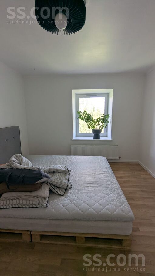 Priežu iela 6, Madona un raj., Madona — dzivoklis