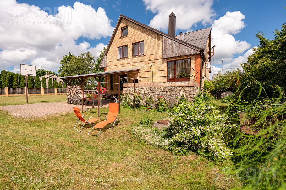 Pļavu iela 126, Liepāja un raj., Liepāja — maja