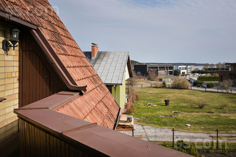 Tulpju iela 11, Katlakalns, Rīgas rajons, Ķekavas pag. — maja