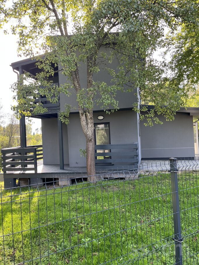 Alauksta iela 17, Rīgas rajons, Saulkrasti — maja