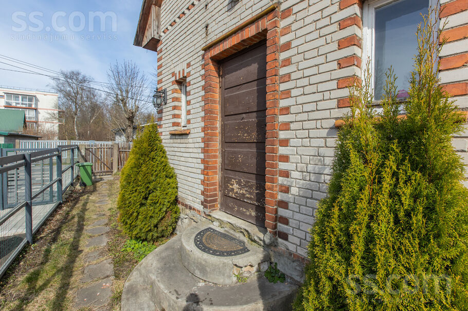 Sakas 21, Rīga — maja