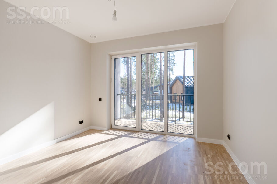 Dzintaru 4, Berģi, Rīgas rajons, Garkalnes nov. — maja