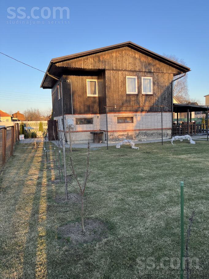 Maļutki 53, Daugavpils un raj., Daugavpils — maja