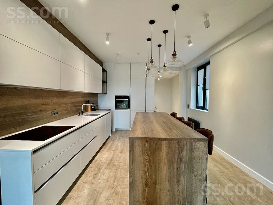 Birznieka-Upīša 13, Rīga — dzivoklis