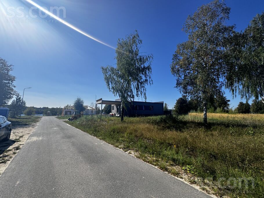 Isais cels 3, Dole, Rīgas rajons, Salaspils l. t. — zeme