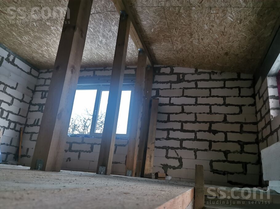 Saules 107, Ventspils un raj., Ventspils — maja