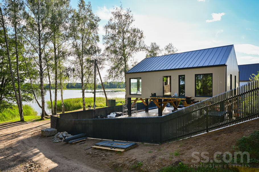 Lilaste 40a, Lilaste, Rīgas rajons, Saulkrastu l. t. — maja