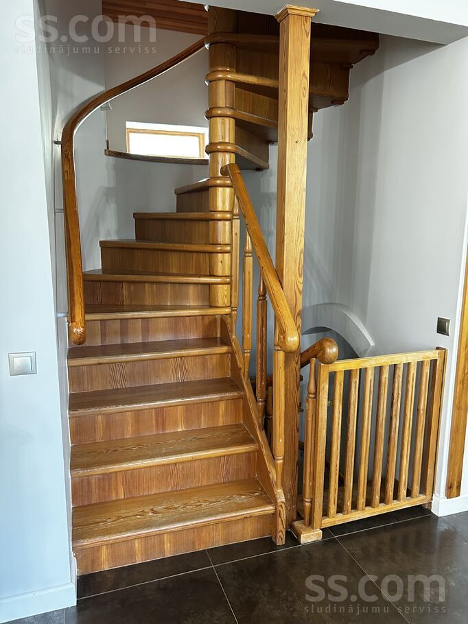 Salenieki 32, Jaksti, Rīgas rajons, Salaspils l. t. — maja