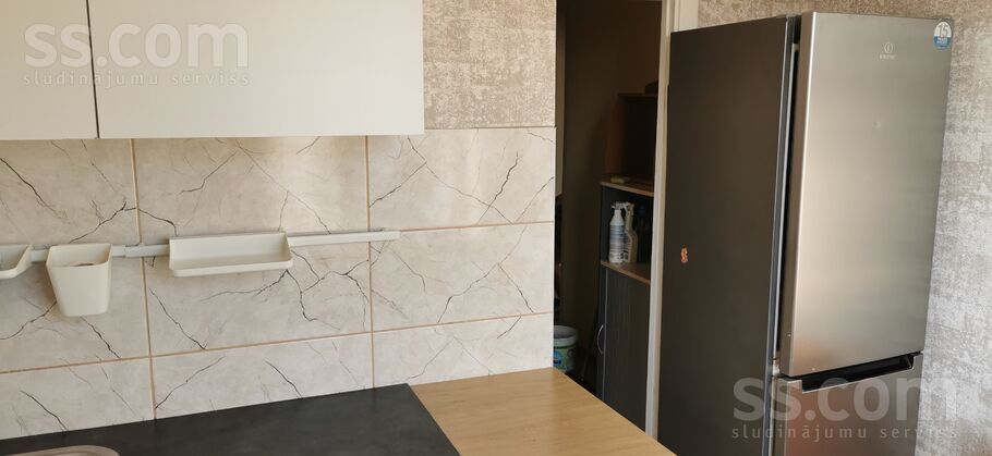 Dzeņu 1, Rīga — dzivoklis