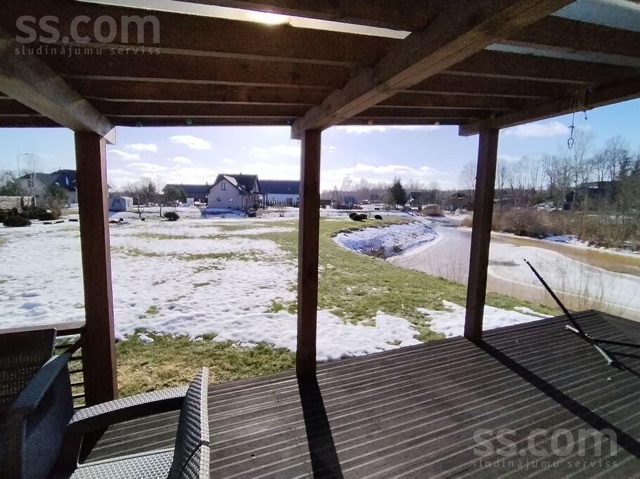 Juglas krastm., Rīga — maja