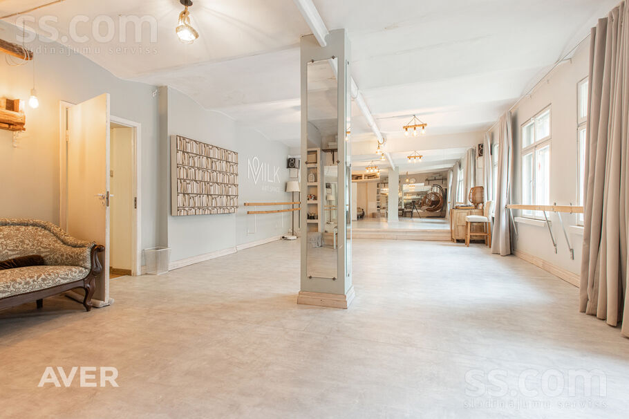 Krāsotāju 6, Rīga — birojs