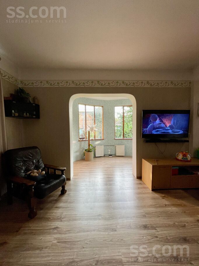 Vestienas 27, Rīga — maja