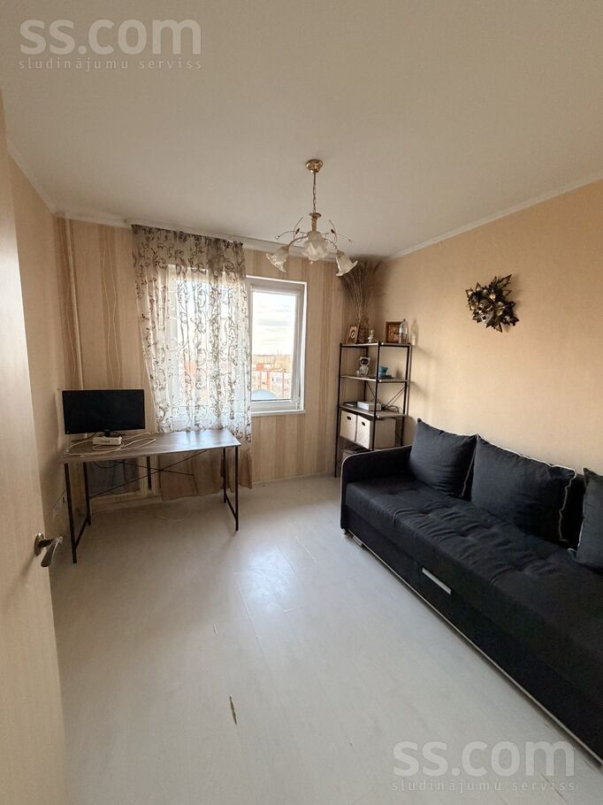 32 32, Jelgava un raj., Jelgava — dzivoklis