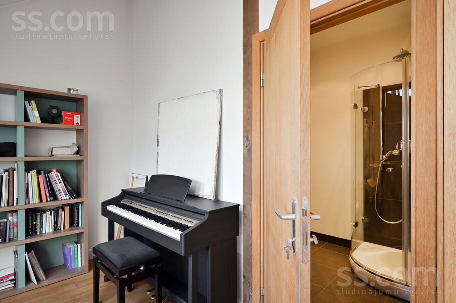 Pulkv. Brieža 7, Rīga — dzivoklis