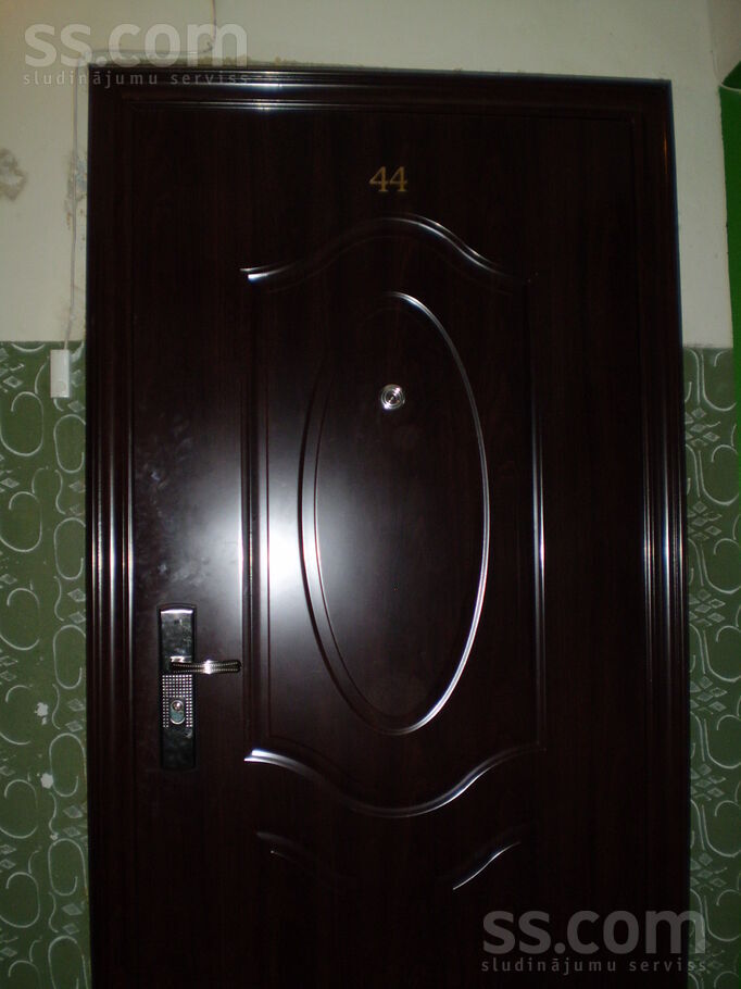 Sudrabu Edžus 13a, Jelgava un raj., Jelgava — dzivoklis