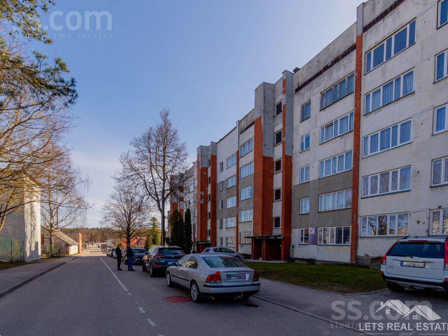 Biedrības iela 5, Preiļi un raj., Līvāni — dzivoklis