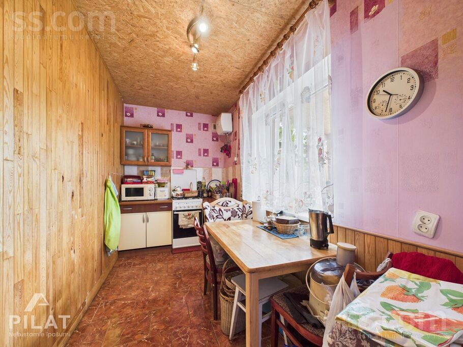 Devītā iela 2, Šķēde, Liepāja un raj., Medzes pag. — maja