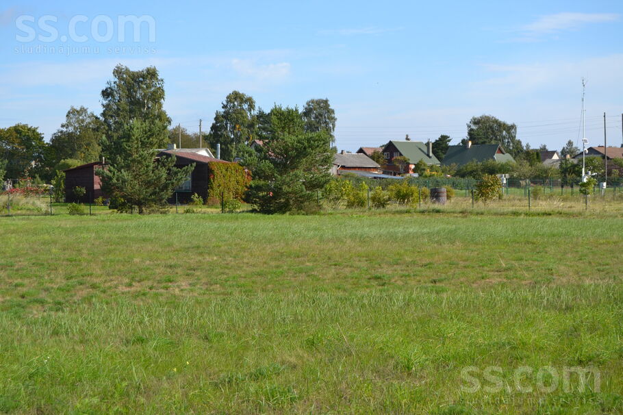 Vēju 20, Mērsrags, Talsi un raj., Mērsraga pag. — zeme