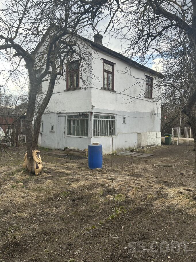 M. Šķērsiela 4, Rīga — maja