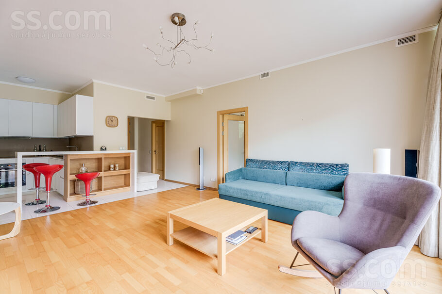 Dzintaru prospekts 13/15, Jūrmala — dzivoklis