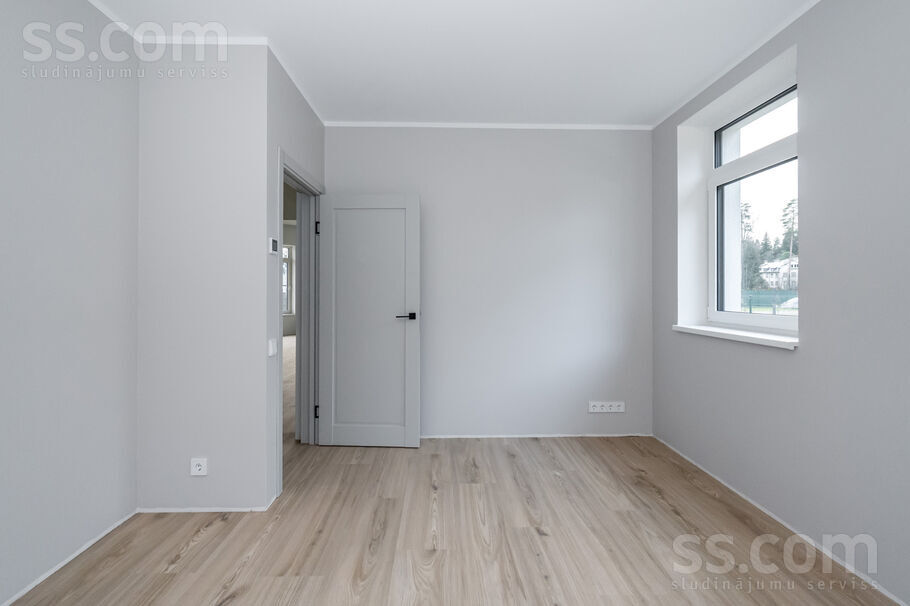 Melleņu iela 14, Ogre un raj., Ogre — maja