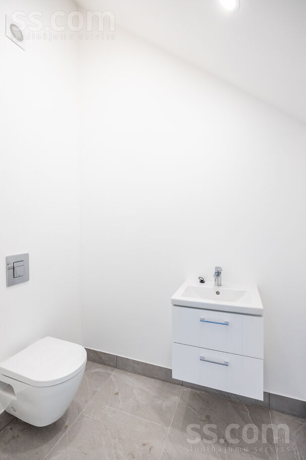 Rītausmas iela 1, Mārupe, Rīgas rajons, Mārupes pag. — maja