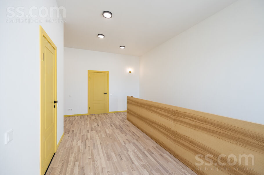 Rītausmas iela 1, Mārupe, Rīgas rajons, Mārupes pag. — maja