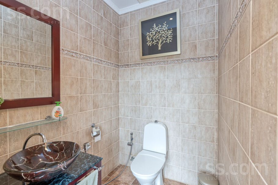 Rožkalni 2, Ogre un raj., Birzgales pag. — maja