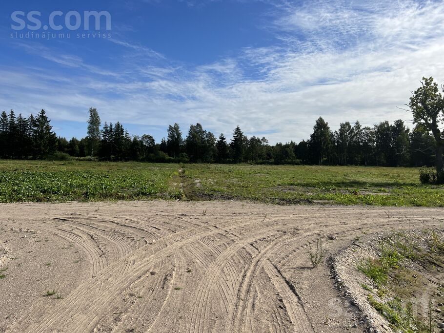 Cimdenieki, Liepāja un raj., Grobiņas pag. — zeme