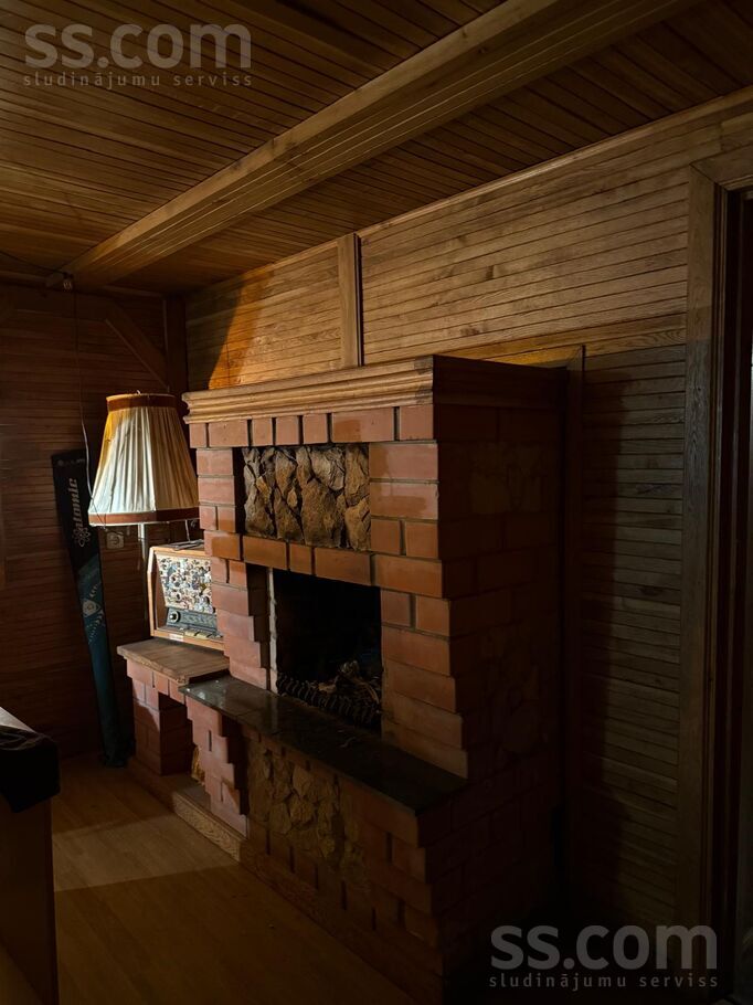 Augstienes, Rīga — maja