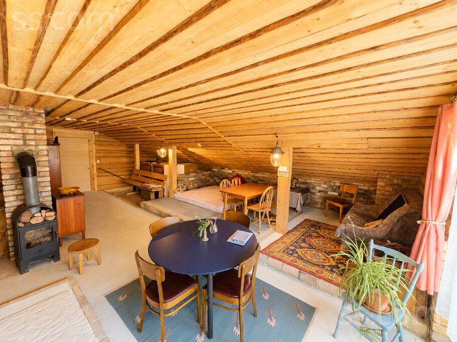 Upīškalns, Kuldīga un raj., Kuldīga — maja