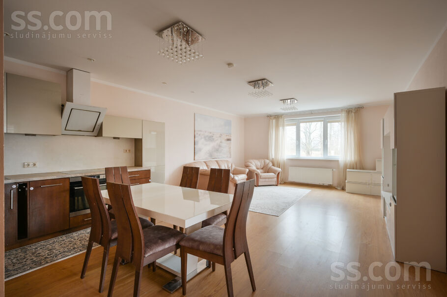 Bērzavoti k-3, Rīgas rajons, Baloži — dzivoklis