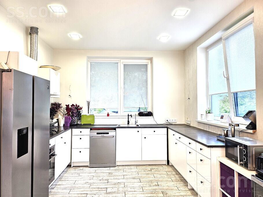 Audriņu iela 10, Pārolaine, Rīgas rajons, Olaines pag. — maja